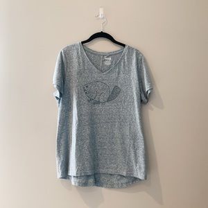 Duluth Angry Beaver v-neck tshirt